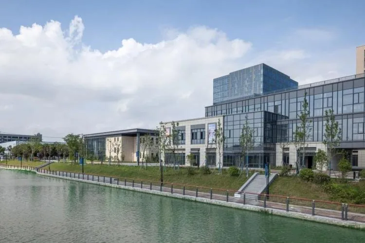 Shanghai Baoneng Future Space: Smart Science and Technology Innovation Industry Future Complex