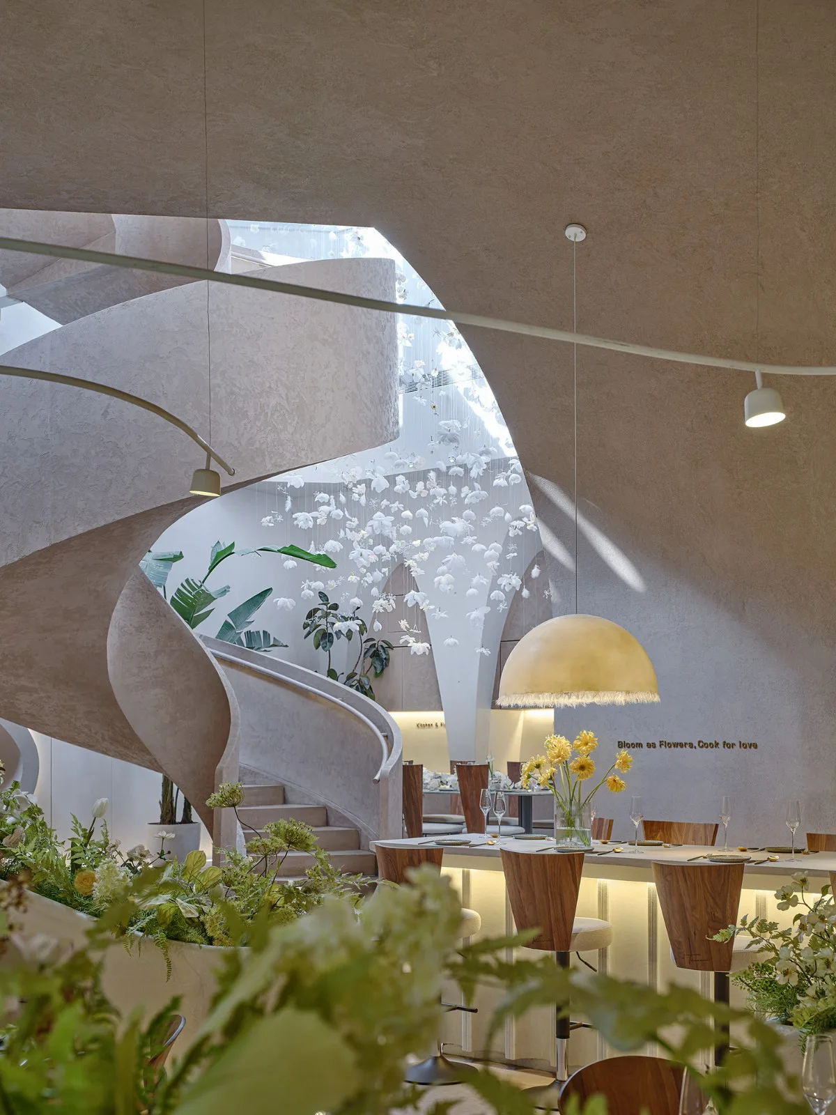 BIM Architecture | Flower Kitchen Designer "She" and His Ninth Love/Liang Zhu Design Firm