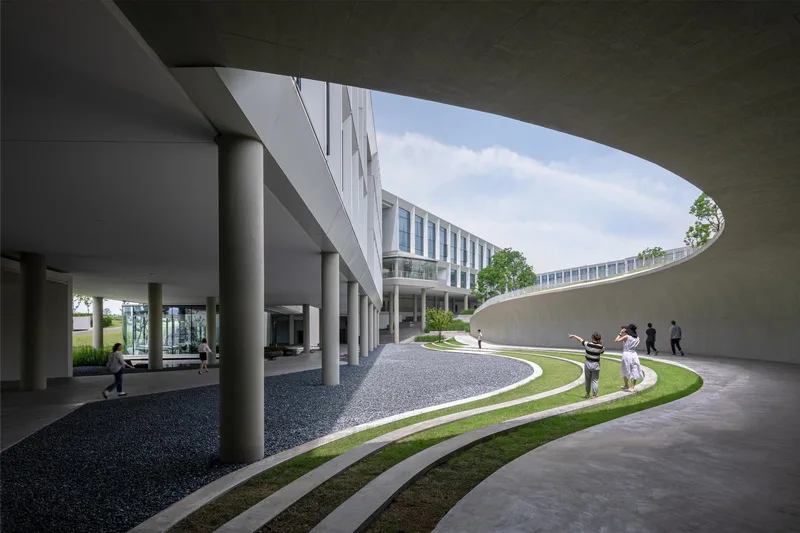 BIM architecture | Space shaping in line with the trend, designed by Zhejiang Jiande Airport Aviation Industry University Research Base/Gad Jiedi