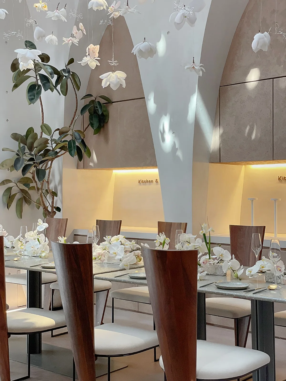 BIM Architecture | Flower Kitchen Designer "She" and His Ninth Love/Liang Zhu Design Firm