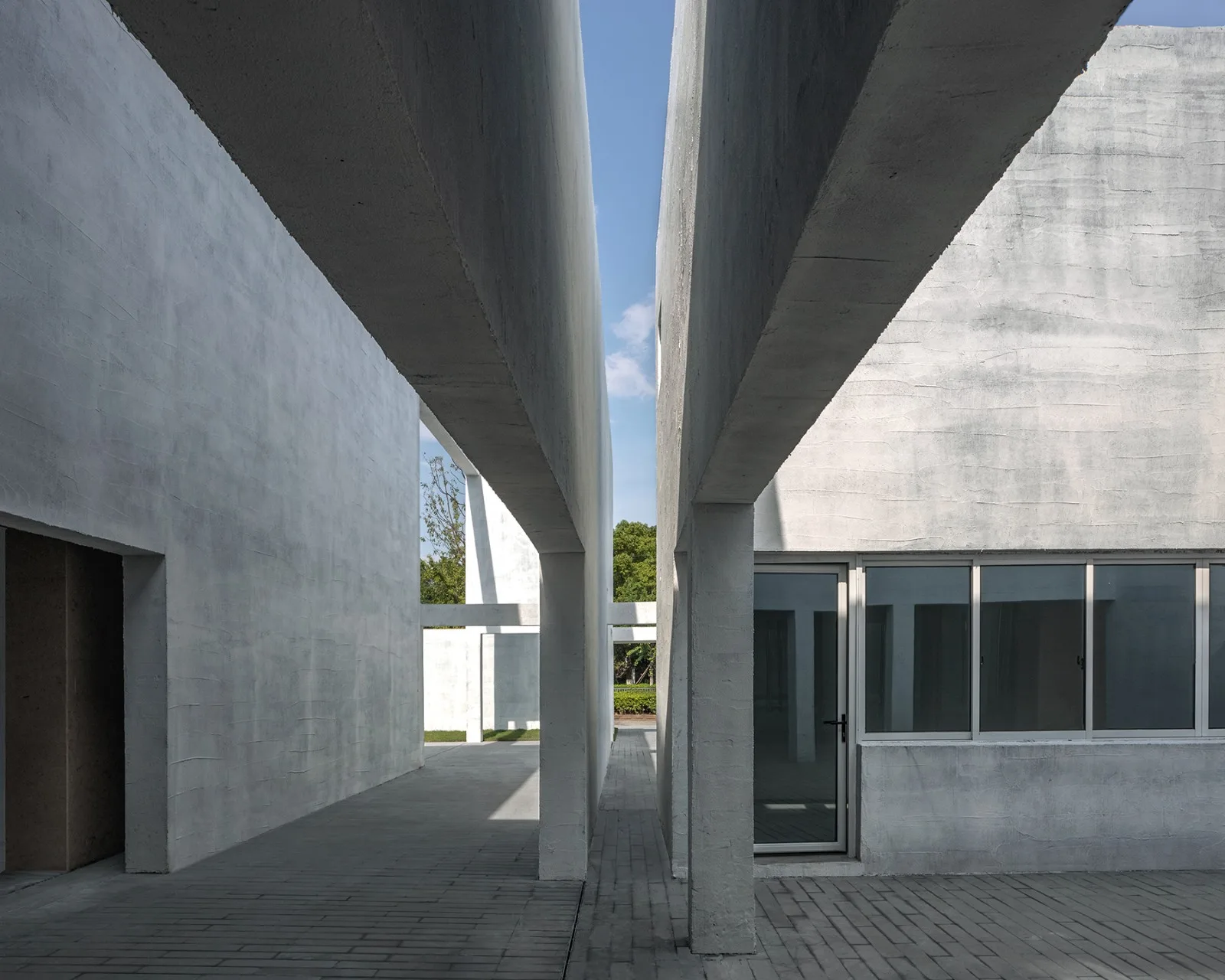 BIM Architecture | Ceramic Red Memory Hall Renovation/One Studio