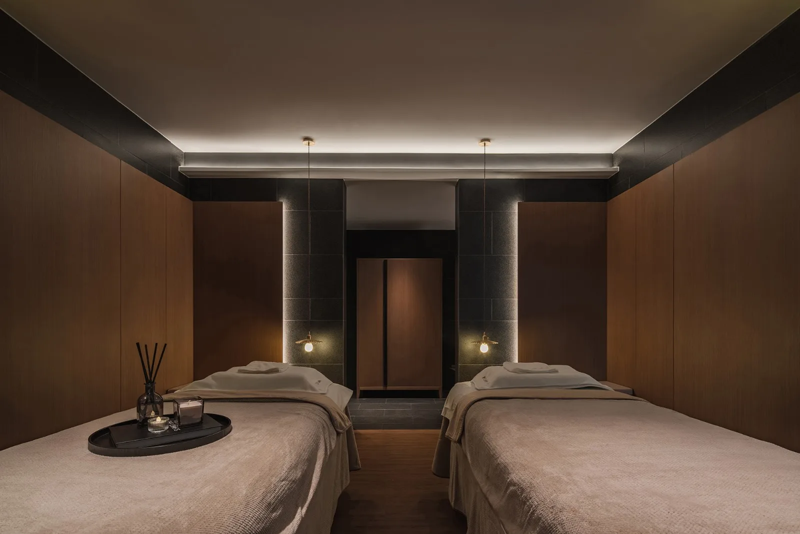 BIM Architecture | 1987 · Lan Beauty Anti Aging Center, a "sanctuary" hidden in the city/Hangzhou Wangweihang Interior Design Co., Ltd