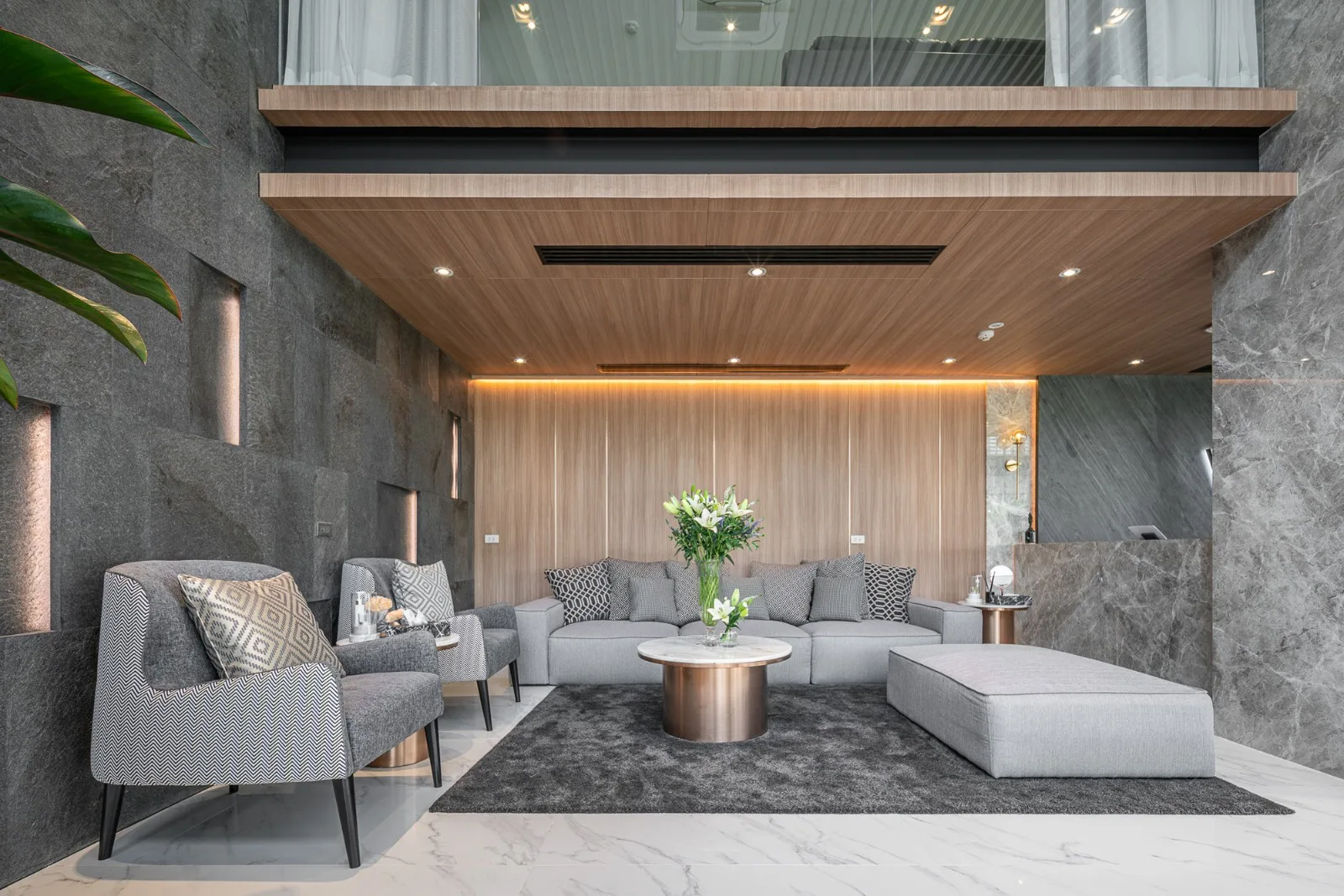 BIM Architecture | Beauty Clinic Built with Glass Bricks/Sute Architect