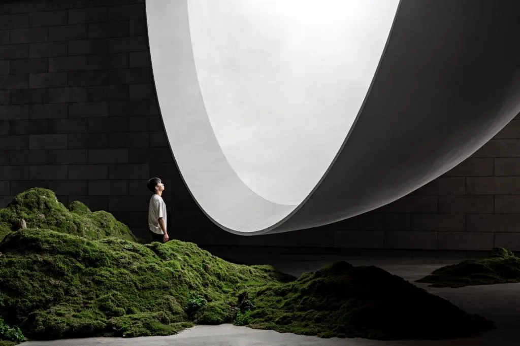 BIM Architecture | Ultimate Nostalgia - Tai'an Jiunvfeng "Moon of Hometown" Ceremony Hall/Blue Architecture
