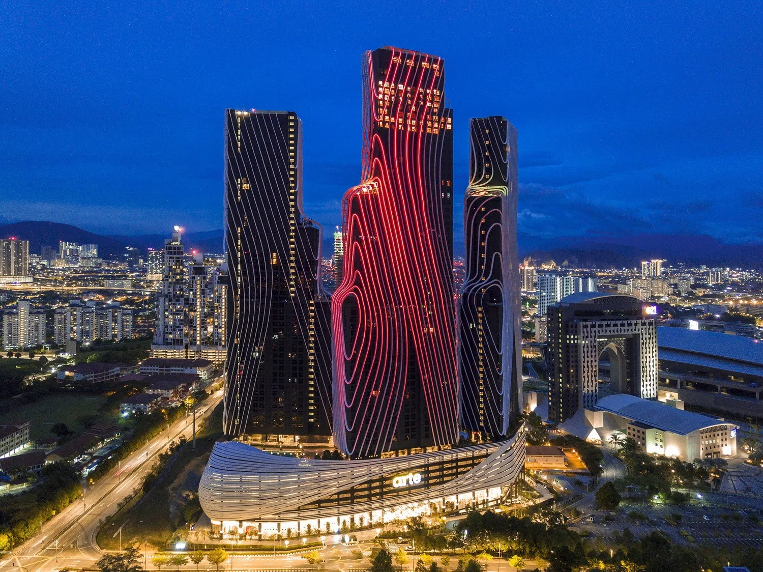 BIM Architecture | Art é MK Supertall Residential Hotel Complex/SPARK