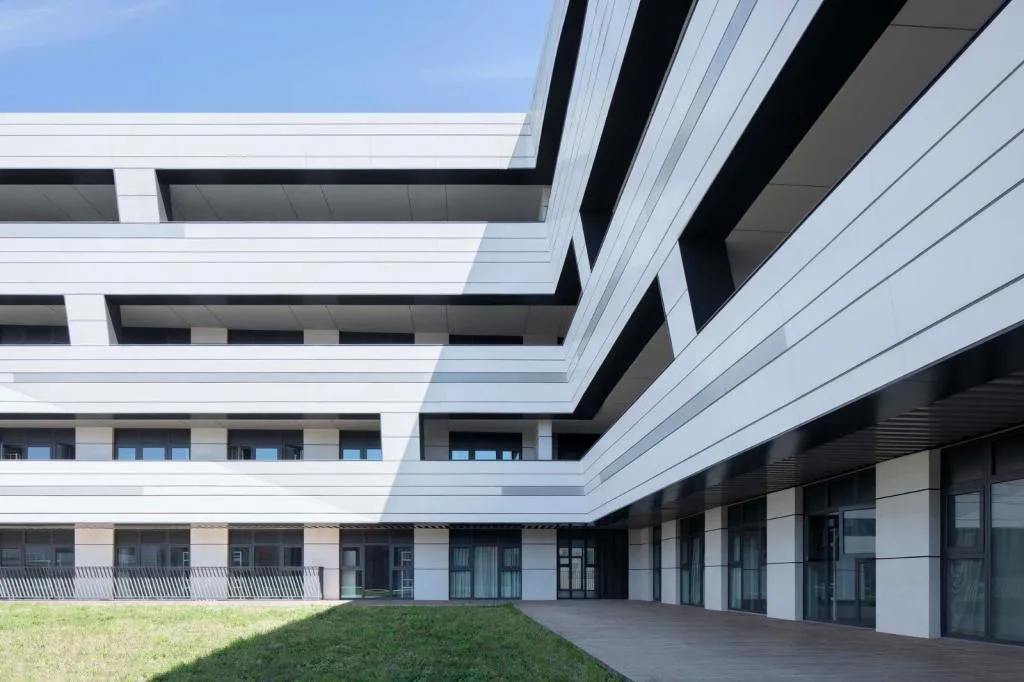 BIM Architecture | Beijing Renmin University Affiliated High School Aerospace City School/Beijing Institute of Architectural Design and Research