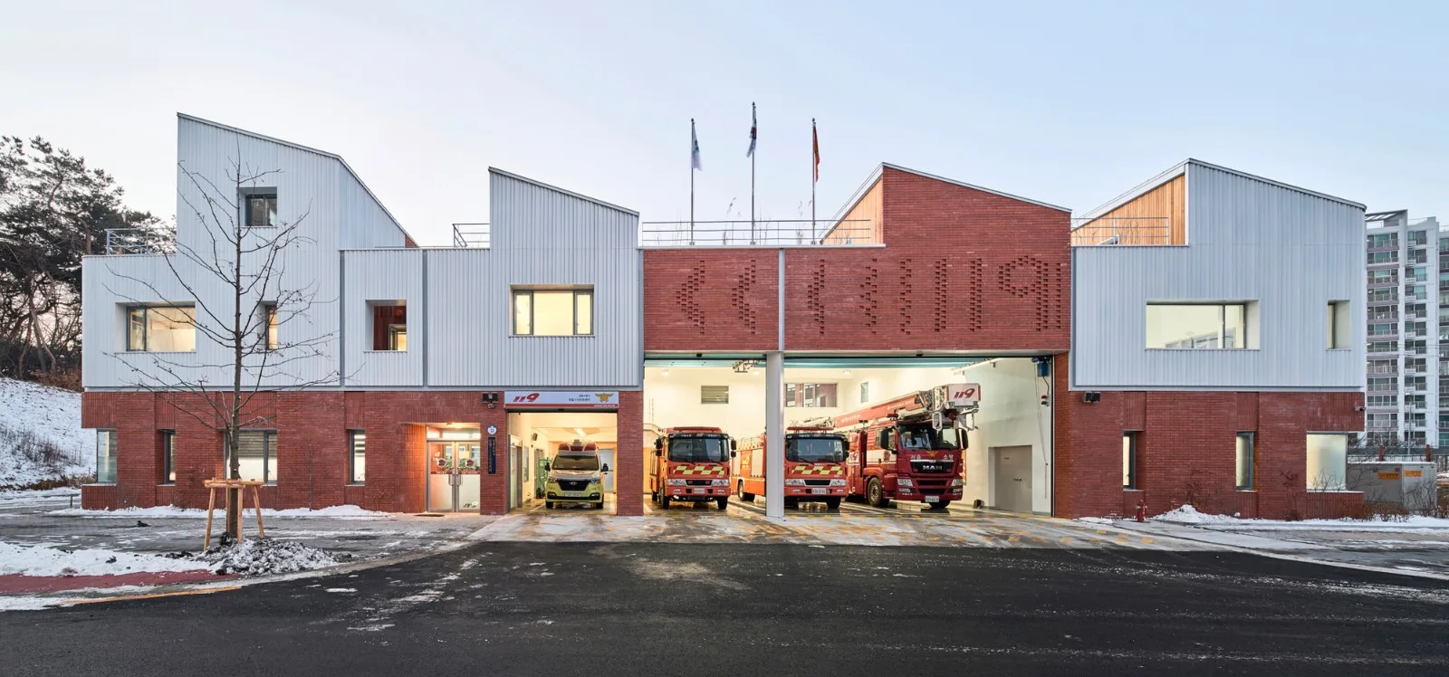BIM Architecture | Jiangyidong 119 Fire Station/OA Lab