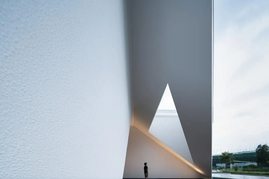 BIM Architecture | Dongshan Island Gaodeng Xi'an Life Art Center/Zhubo Design · Beijing Company