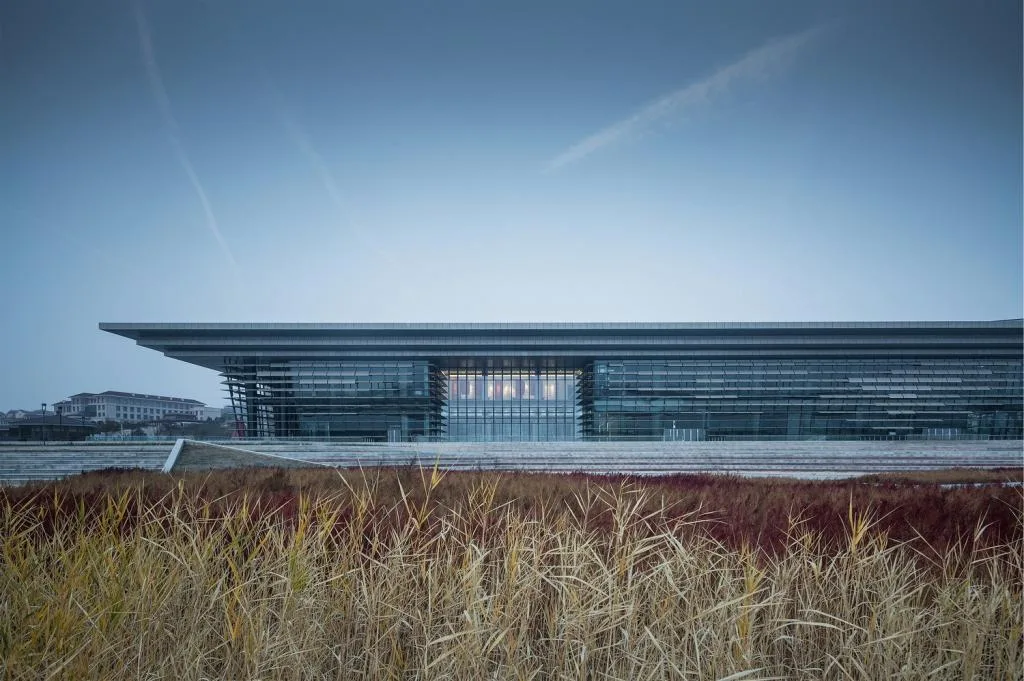 BIM Architecture | Exhibition Hall of Long Island Marine Ecological Civilization Comprehensive Experimental Zone/Working Room 10 of South China University of Technology Architectural Design and Research Institute+Yantai Architectural Design and Research Institute