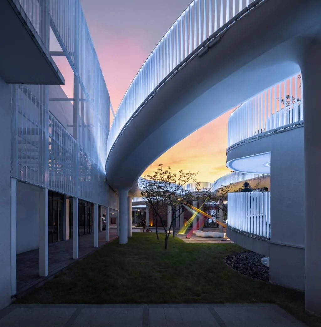 BIM Architecture | Innovative Old Renovation Strategy: Jiangnan Embroidery Factory/Mi Zhang Building