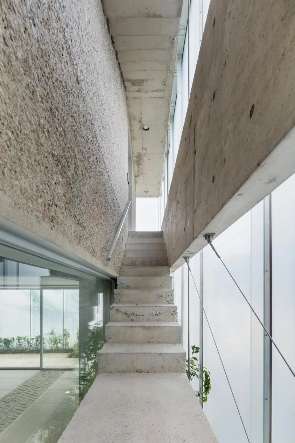 BIM Architecture | Thisisneverthat Fashion Studio/FHHH FRIENDS