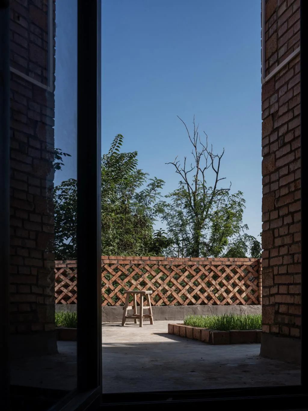 BIM Architecture | Regeneration of Guanzhong Brick and Tile Houses: Xianyang Gezi Village Red Brick House/Xi'an University of Architecture and Technology Design and Research Institute
