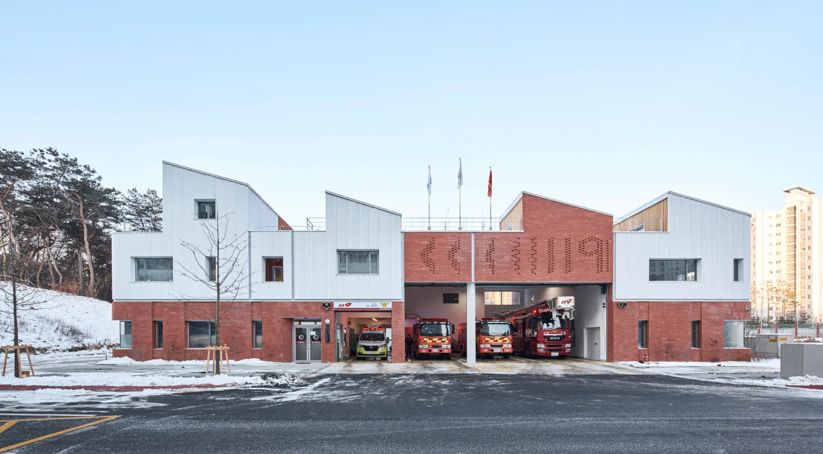 BIM Architecture | Jiangyidong 119 Fire Station/OA Lab