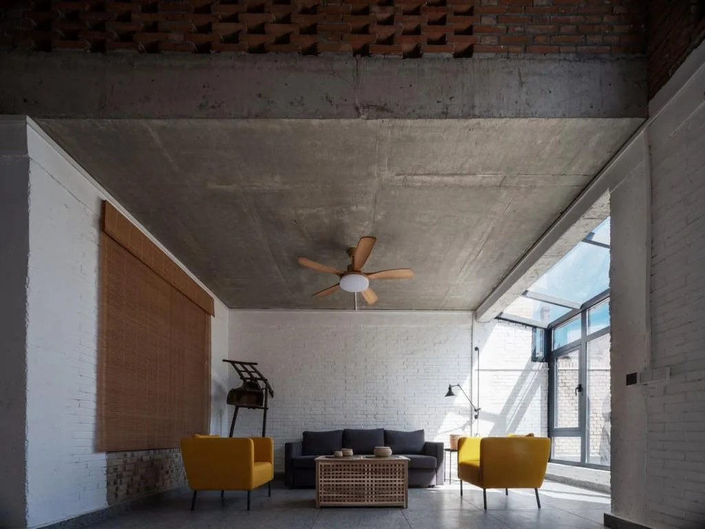 BIM Architecture | Regeneration of Guanzhong Brick and Tile Houses: Xianyang Gezi Village Red Brick House/Xi'an University of Architecture and Technology Design and Research Institute