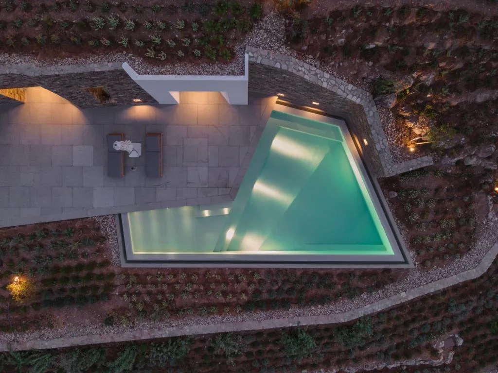 BIM Architecture | Underground Private Villas on Antipalos Island/Tsolakis Architects