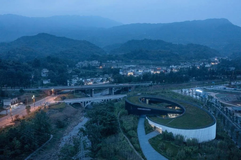BIM Architecture | Giant Panda National Park Ya'an Science Popularization Education Center/China Southwest Architectural Design and Research Institute