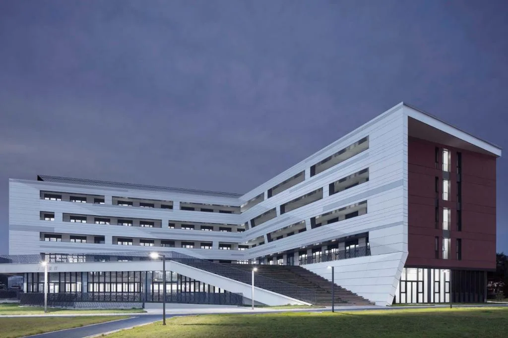 BIM Architecture | Beijing Renmin University Affiliated High School Aerospace City School/Beijing Institute of Architectural Design and Research