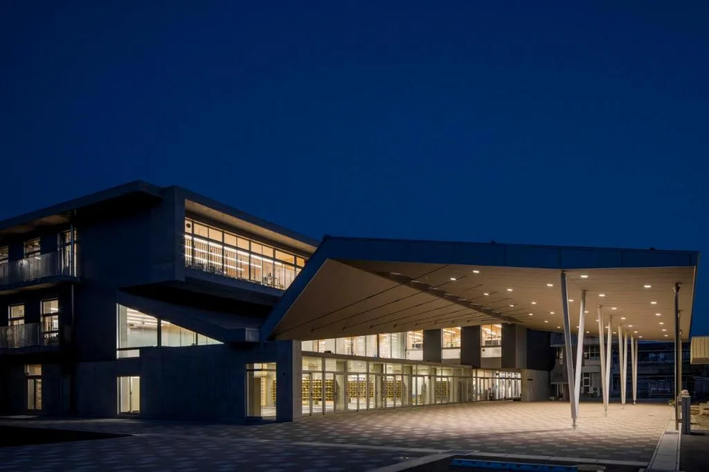 BIM Architecture | Xiajia Municipal Xiajia Middle School/Sanshang Architectural Firm