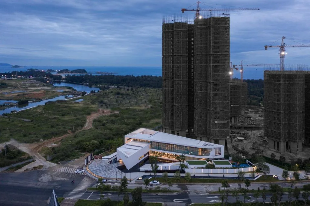 BIM Architecture | Dongshan Island Gaodeng Xi'an Life Art Center/Zhubo Design · Beijing Company