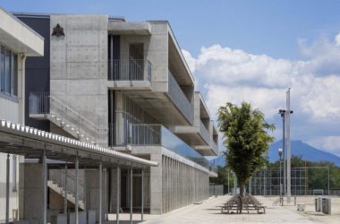 BIM Architecture for Xiajia Municipal Middle School by Sanshang Architectural Firm-BIM WORLD