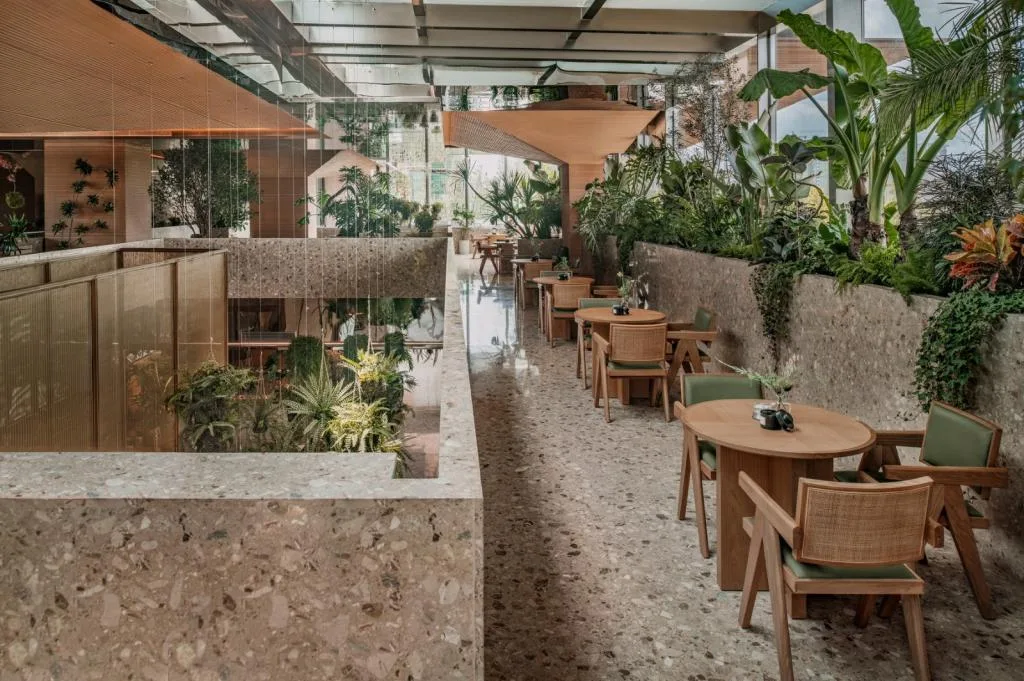 BIM architecture | Natural growth space under daily scenery: "Umbrella Hill" lifestyle collection store/line+architectural firm+gad