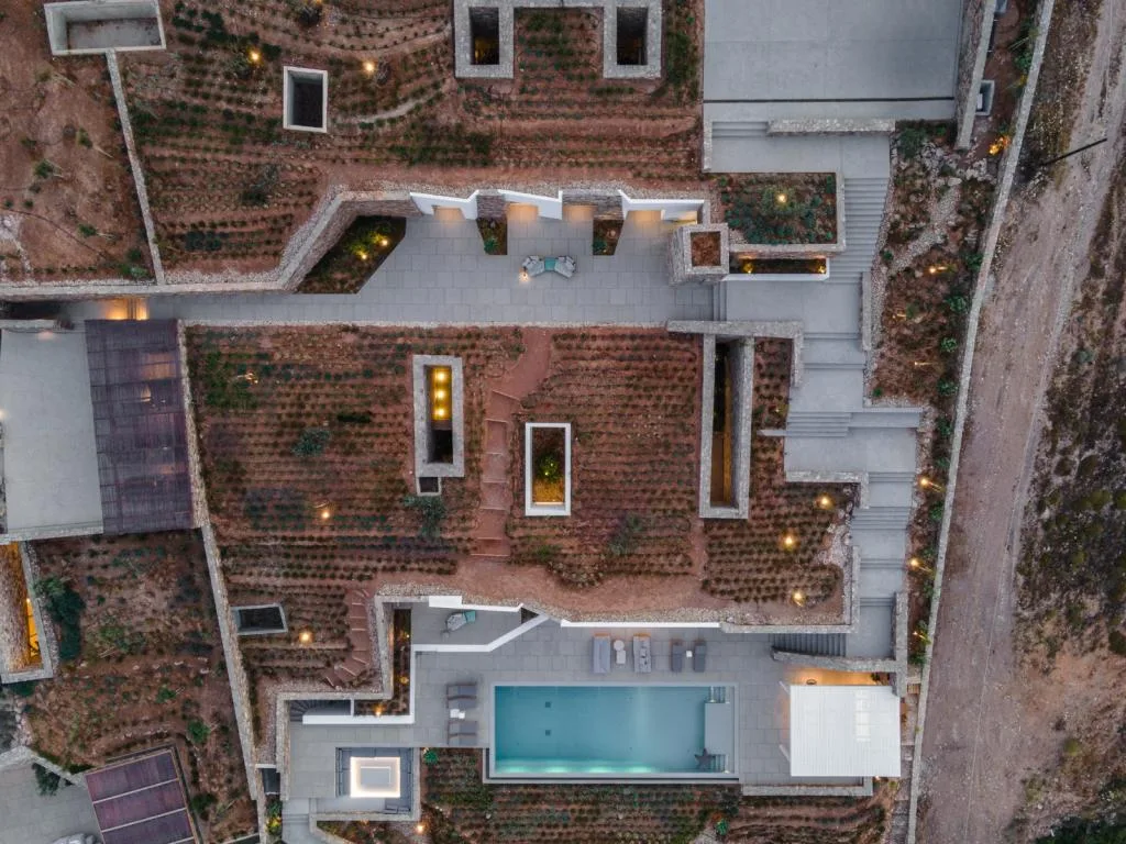 BIM Architecture | Underground Private Villas on Antipalos Island/Tsolakis Architects