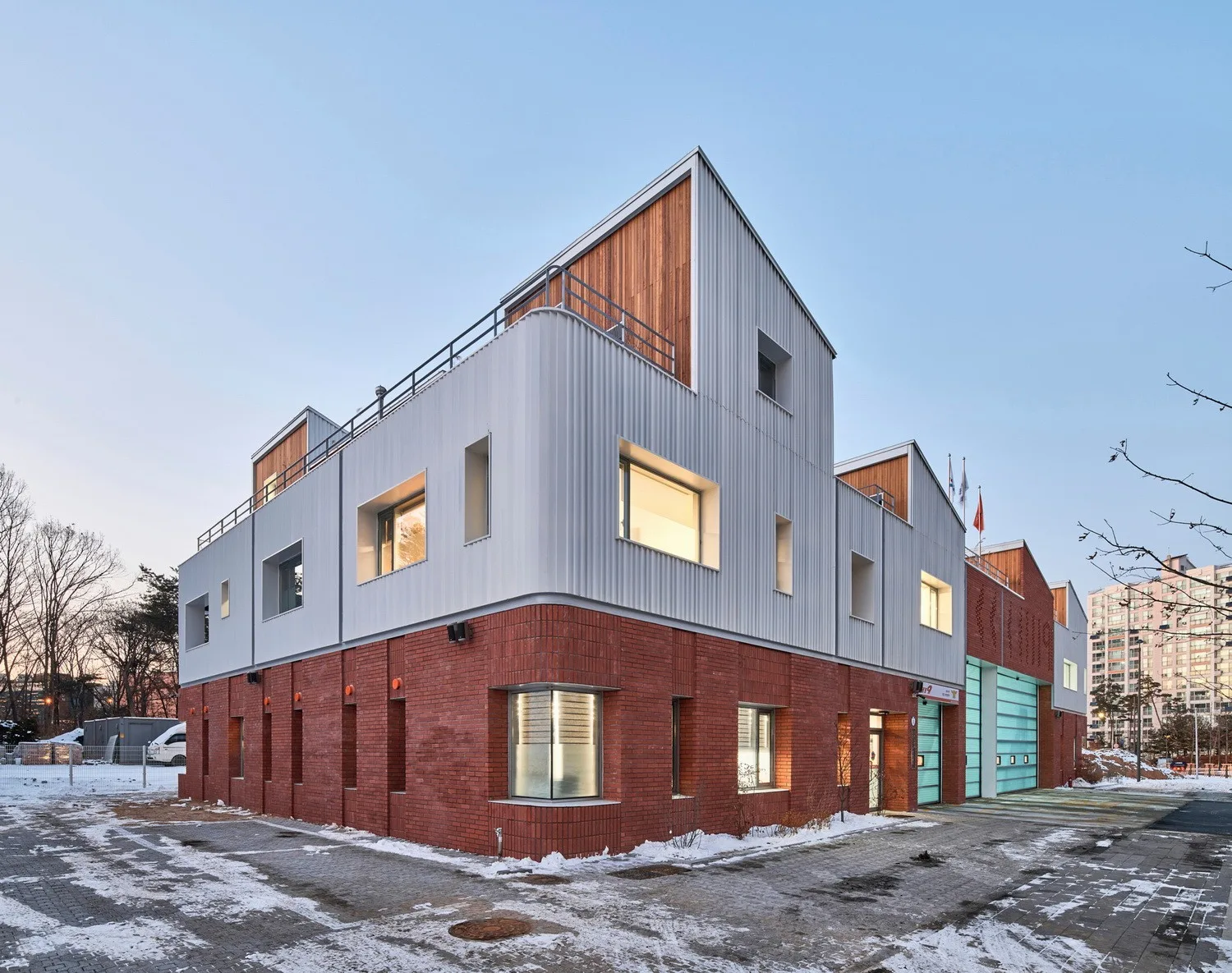 BIM Architecture | Jiangyidong 119 Fire Station/OA Lab