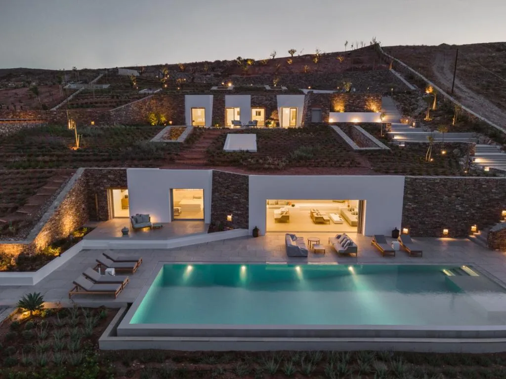 BIM Architecture | Underground Private Villas on Antipalos Island/Tsolakis Architects