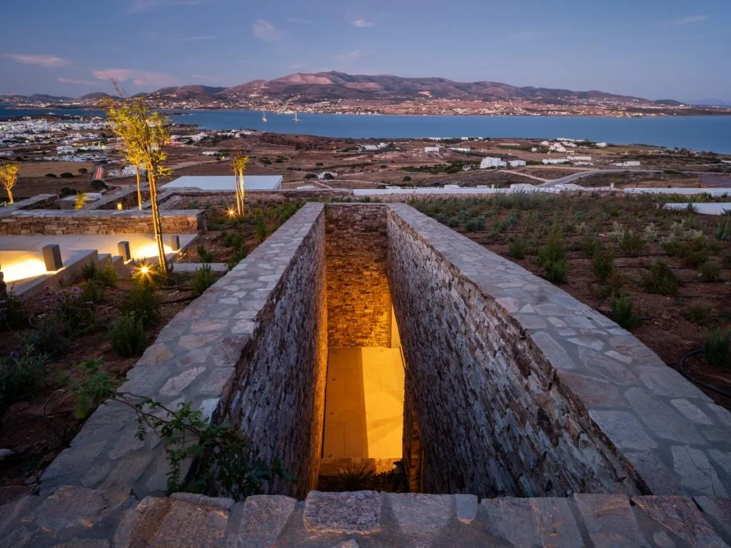 BIM Architecture | Underground Private Villas on Antipalos Island/Tsolakis Architects