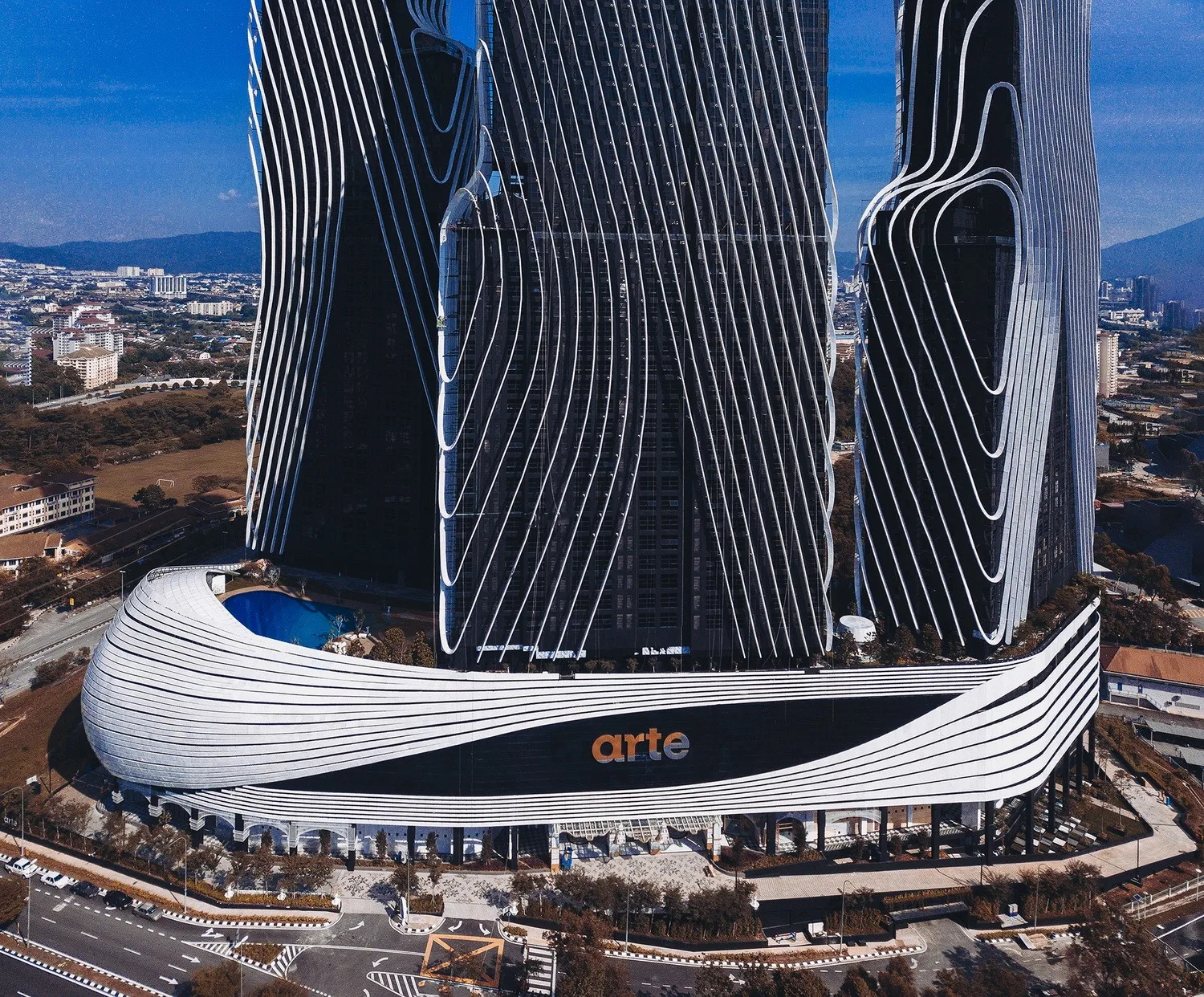 BIM Architecture | Art é MK Supertall Residential Hotel Complex/SPARK