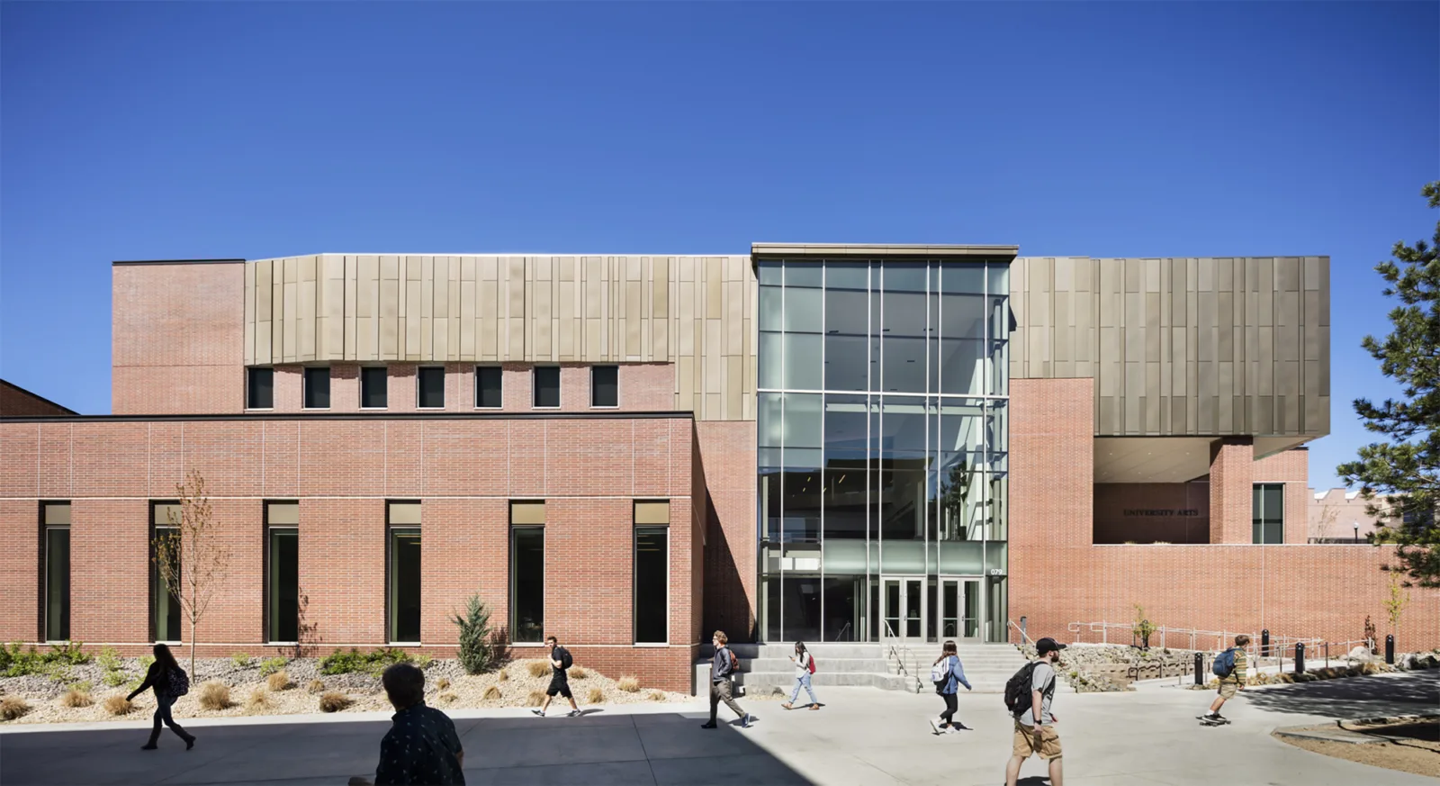 BIM Architecture | University of Nevada Art Center/DLR Group