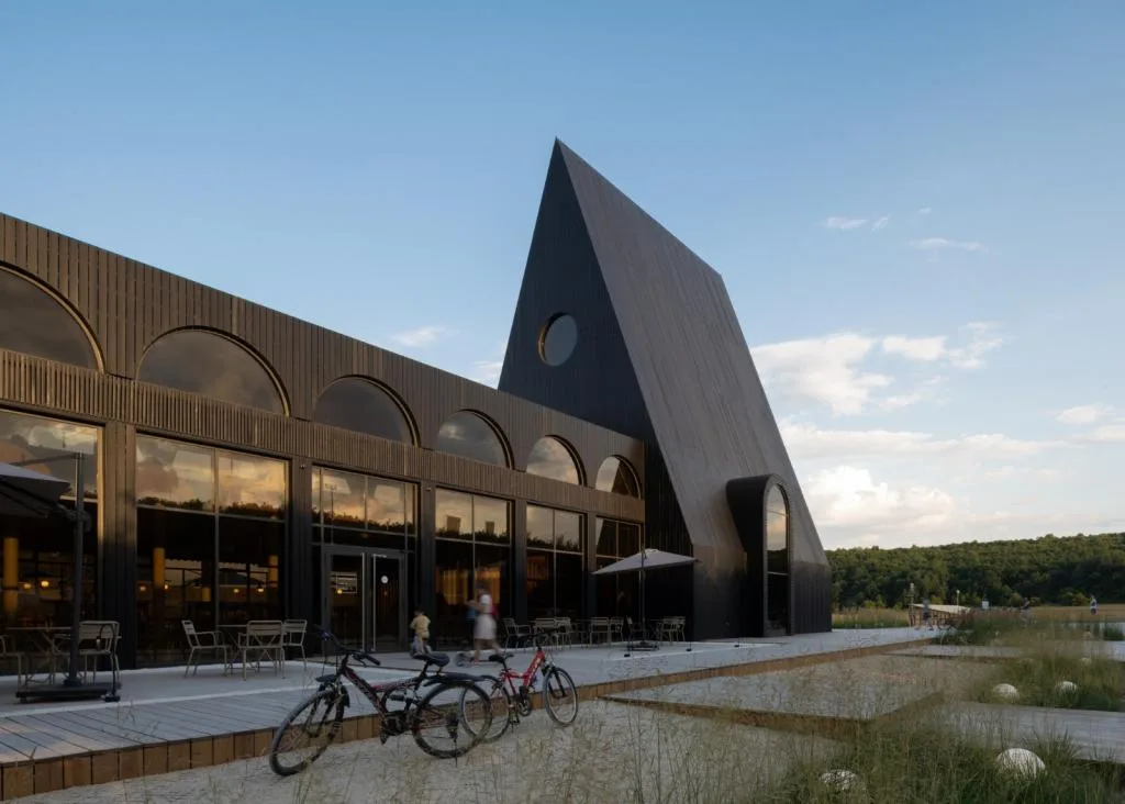 BIM Architecture | Kudaikan Park Visitor Reception Center/Megabudka Architecture Bureau