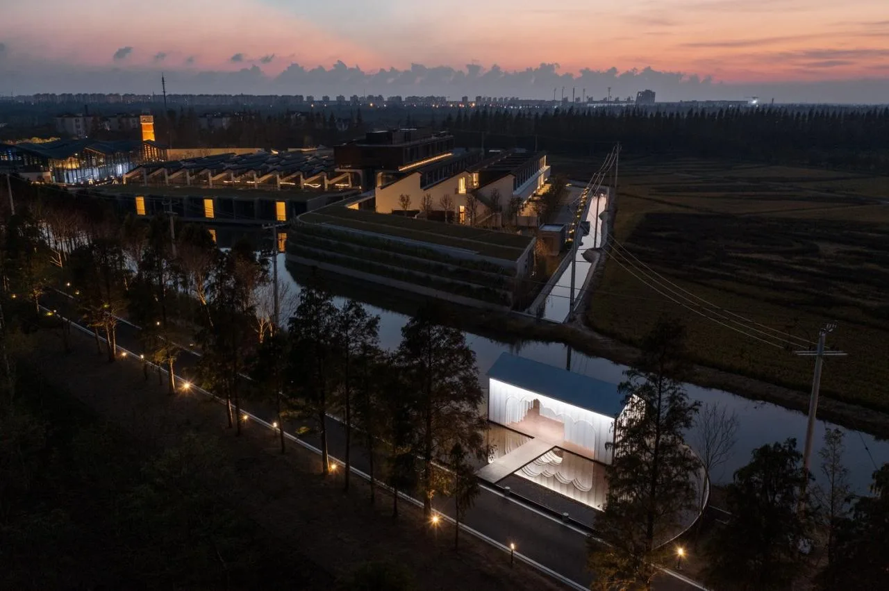 BIM Architecture | Milk Chocolate Pump House/Wutopia Lab