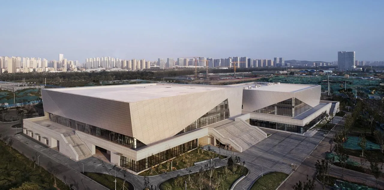 BIM Architecture | Jinan Shandong First Medical University Cultural and Sports Center/Tianjin University Design Institute · Gu Zhihong Studio