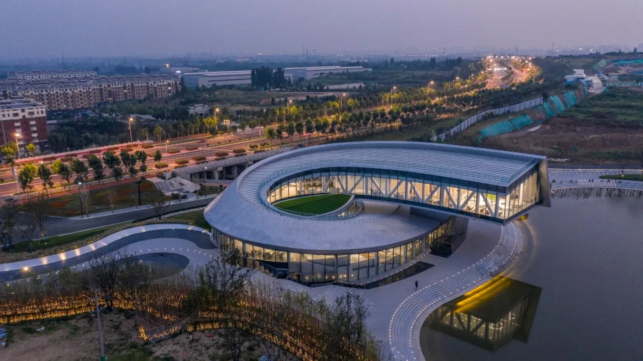 BIM Building | Window overlooking Mount Taishan Mountain: Mount Taishan Youyou Tourist Center | line+WORK