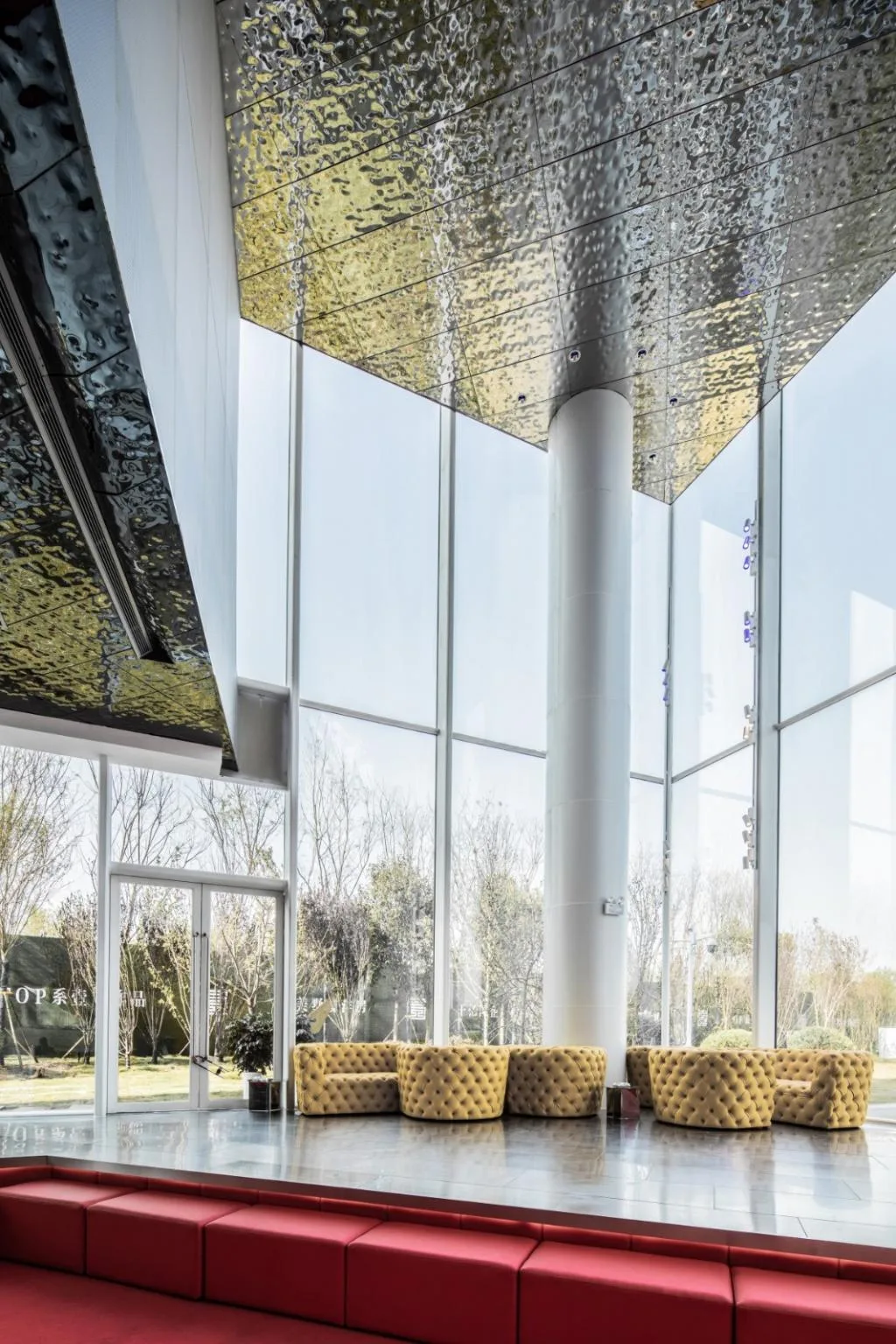 BIM Architecture | Avenue Non Form - Architecture Without Style Constraints/AOE Construction Team's Architectural Practice Path