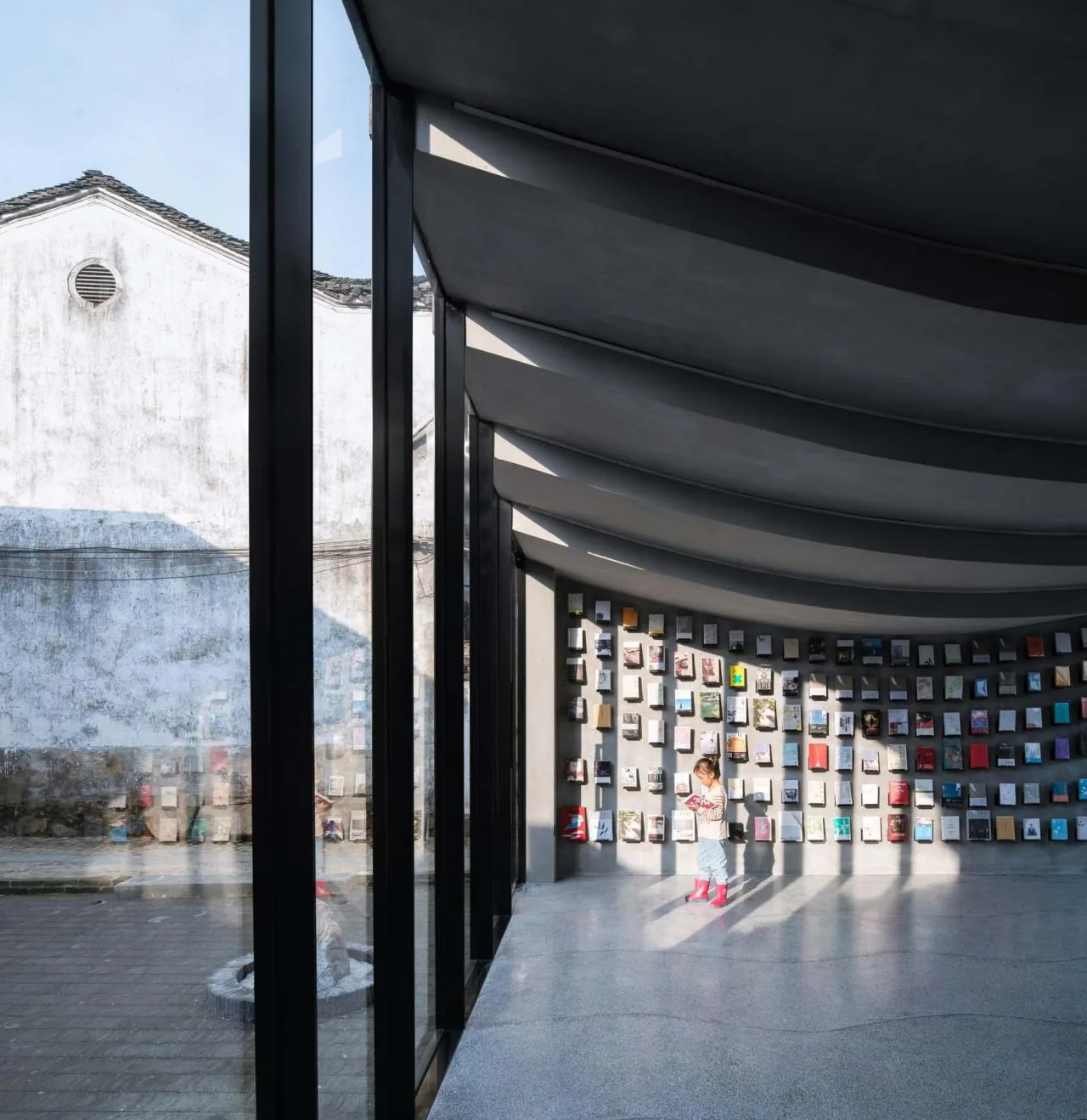 BIM Architecture | Bridge Gallery: Mount Huangshan Taoyuan Store of Shanghai Sanlian Bookstore/Lai Architectural Design Studio
