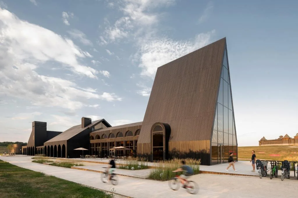 BIM Architecture | Kudaikan Park Visitor Reception Center/Megabudka Architecture Bureau
