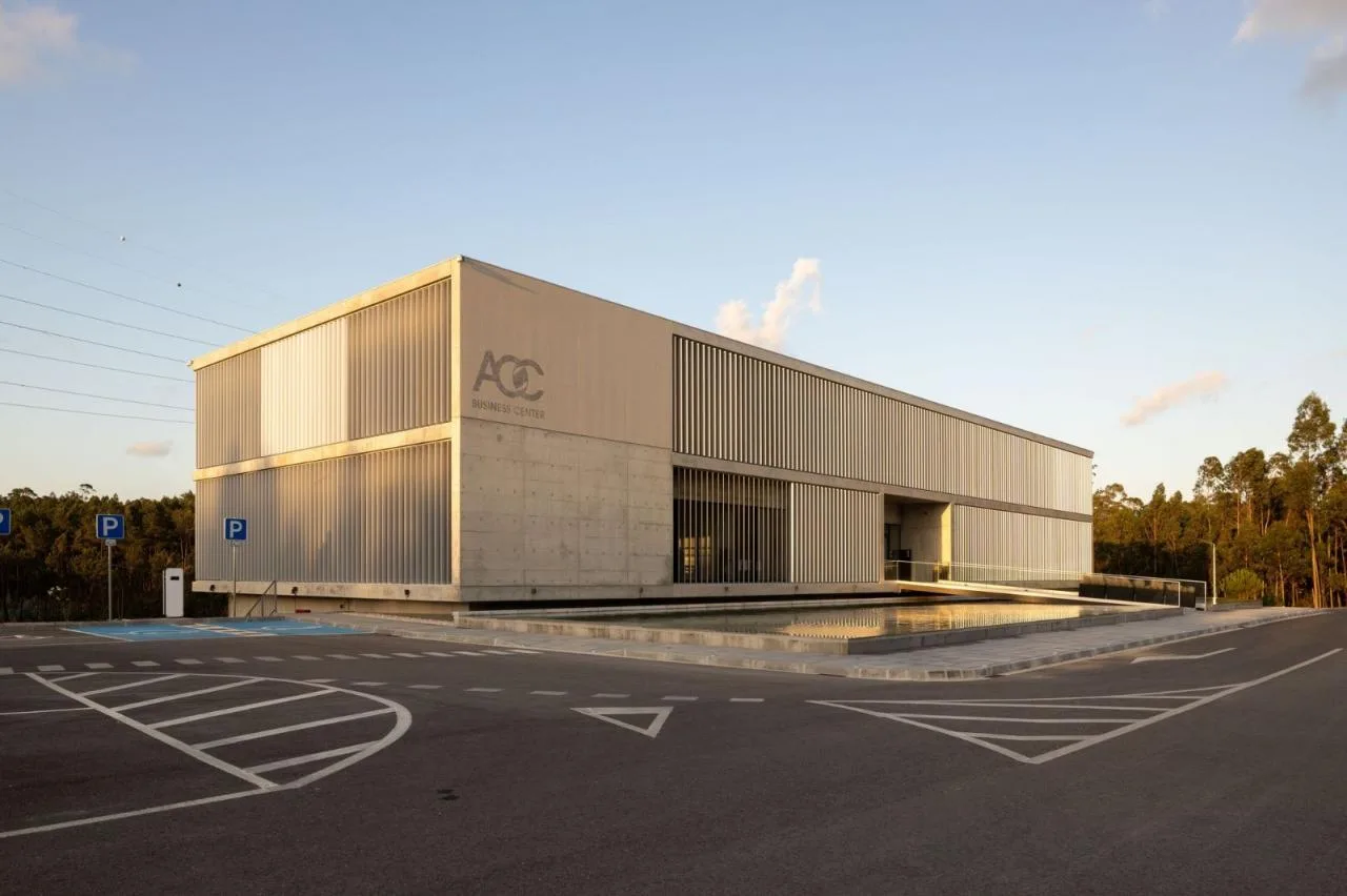 BIM Architecture | AOC Business Center/mube arquitectura
