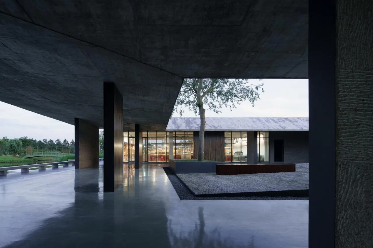 BIM Architecture | Exhibition Hall in Shiwan Pig House/Actually Architectural Firm