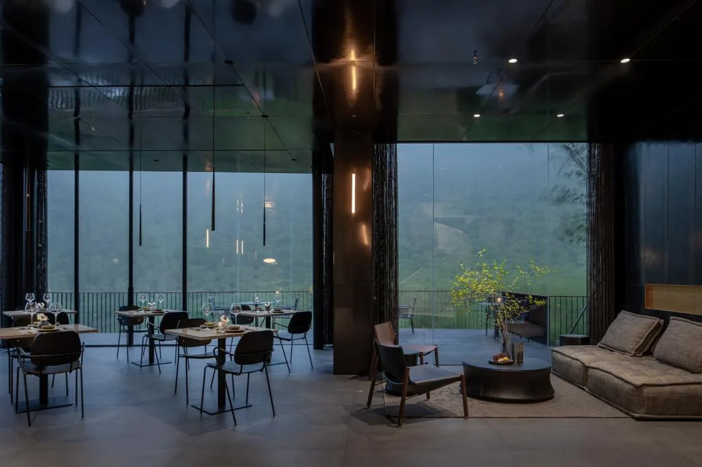 BIM Architecture | Jungle Cube 12 ³ - Shallow/Plain Architecture Design Firm SUA