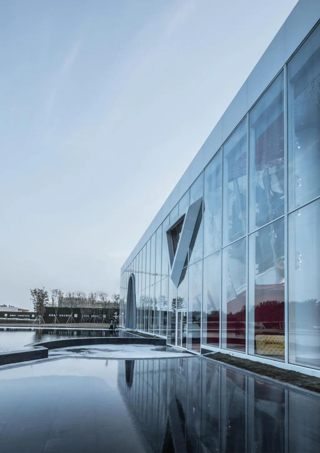 BIM Architecture | Avenue Non Form - Architecture Without Style Constraints/AOE Construction Team's Architectural Practice Path