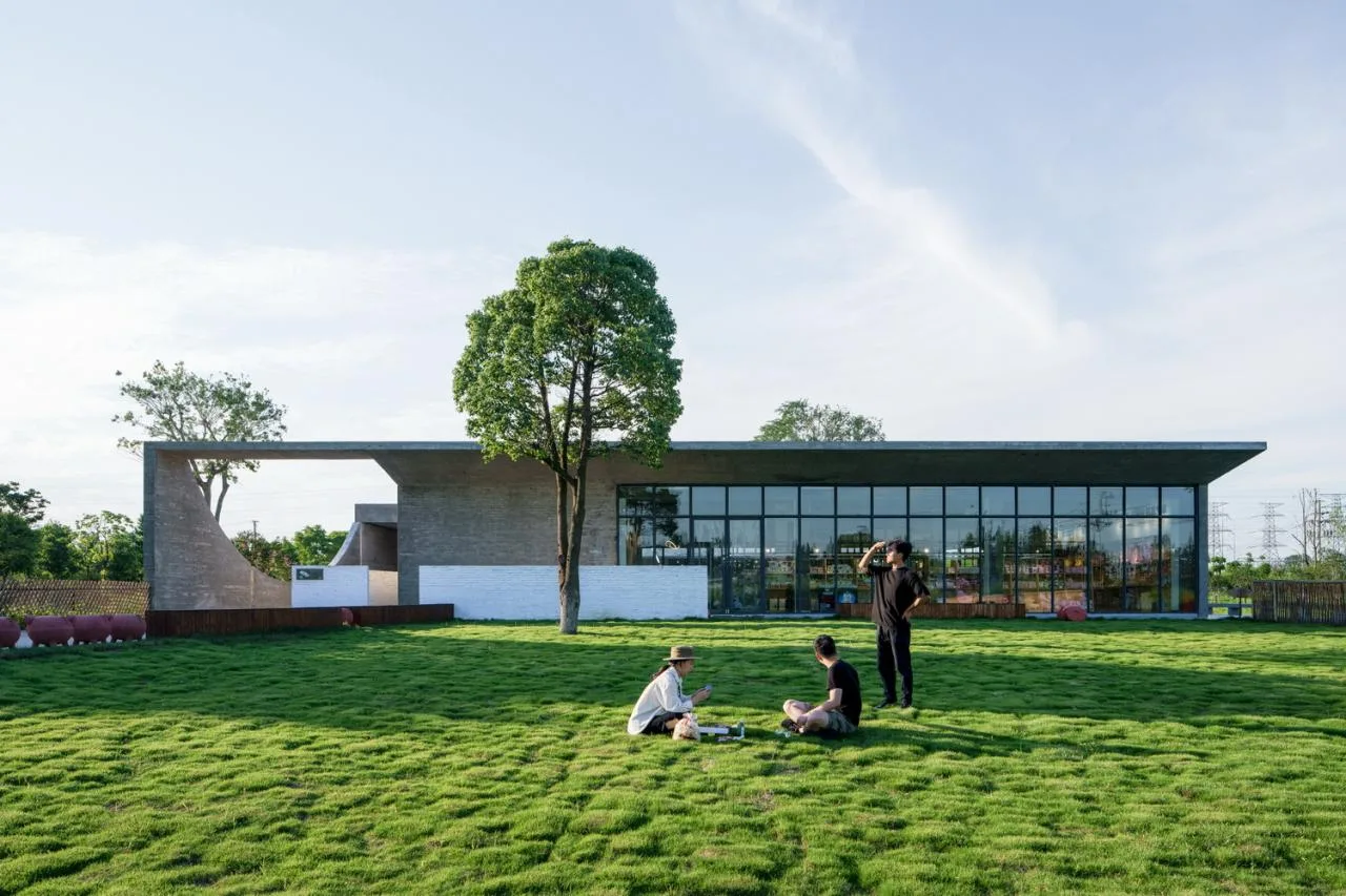 BIM Architecture | Exhibition Hall in Shiwan Pig House/Actually Architectural Firm