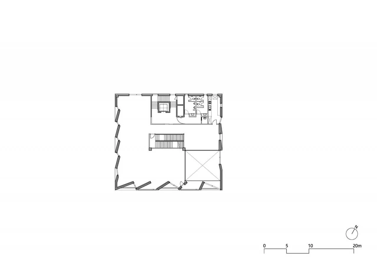 BIM Architecture | 'Do you want to dance?' Messy office building/poly.m.ur