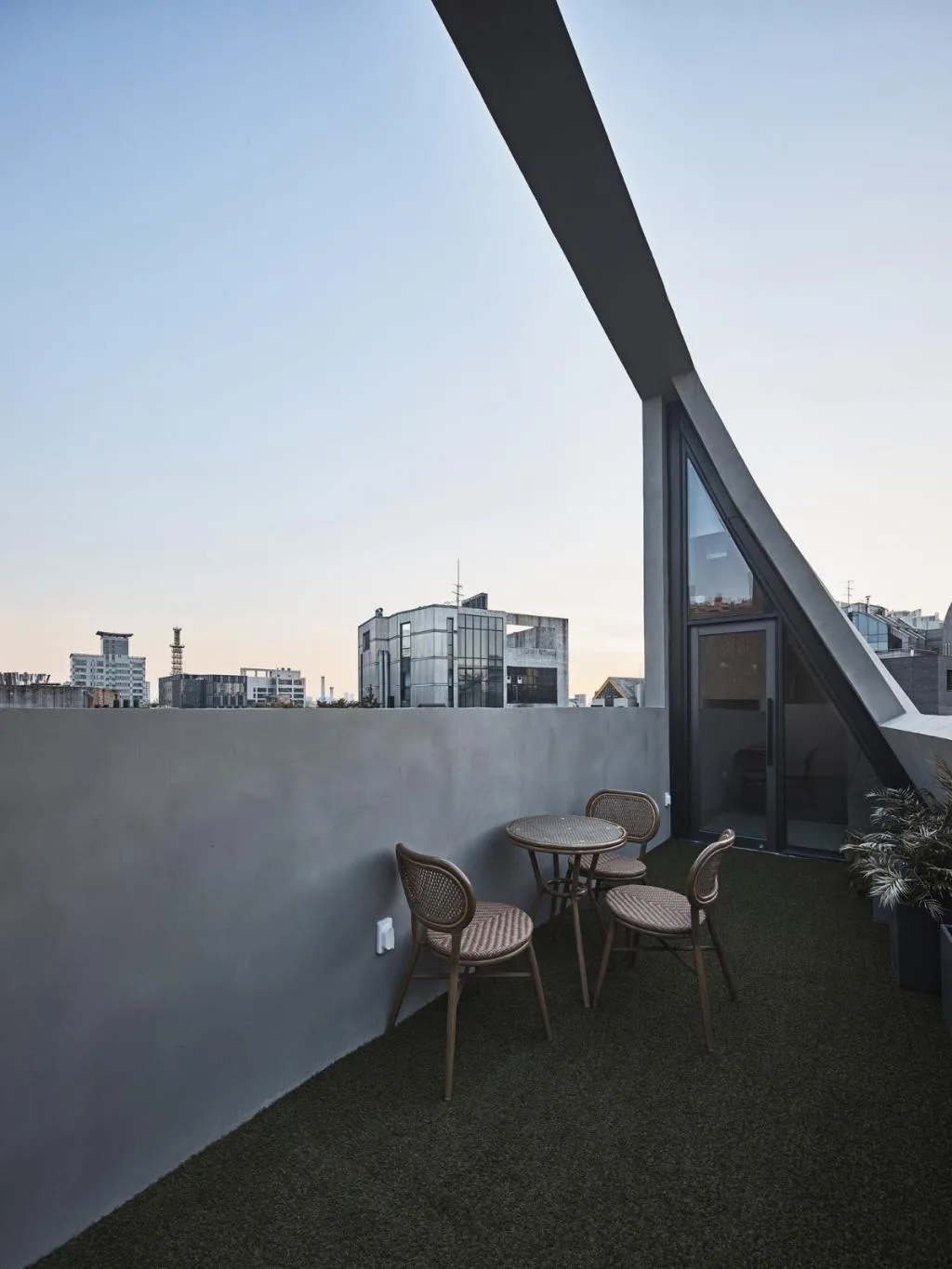 BIM Architecture | Diagonal Pyramid Concrete Building, Areuke Spa/Chiasmus Partners