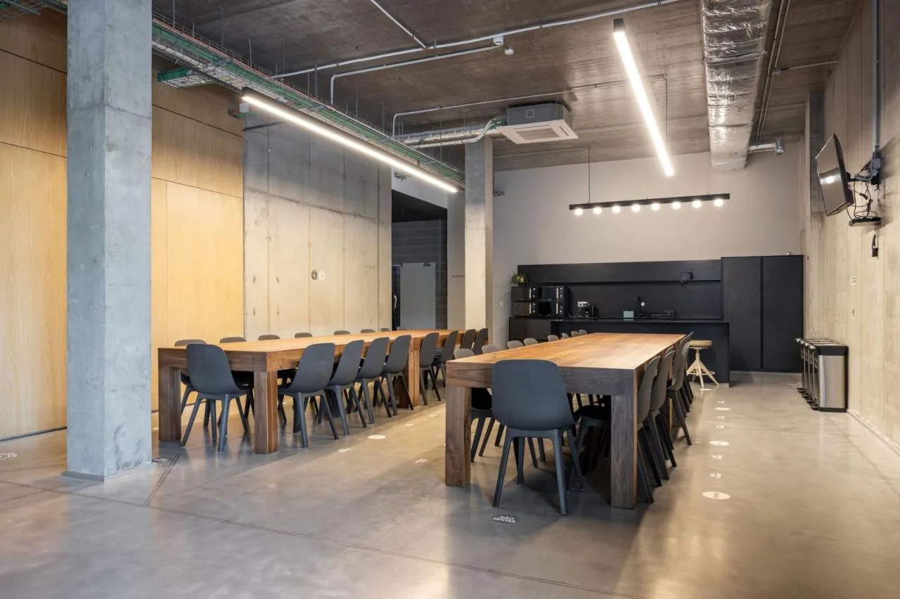 BIM Architecture | AOC Business Center/mube arquitectura