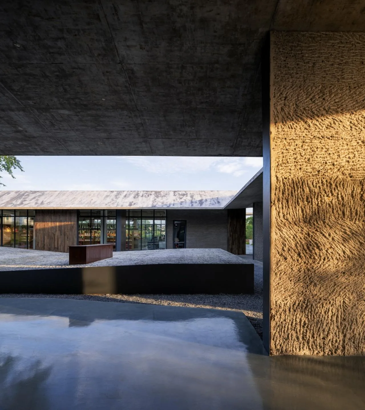 BIM Architecture | Exhibition Hall in Shiwan Pig House/Actually Architectural Firm
