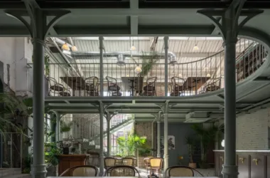 Transforming Industrial Buildings into Thai-Style Tea Restaurants Using BIM Architecture | San Li Society Triostudio-BIM WORLD