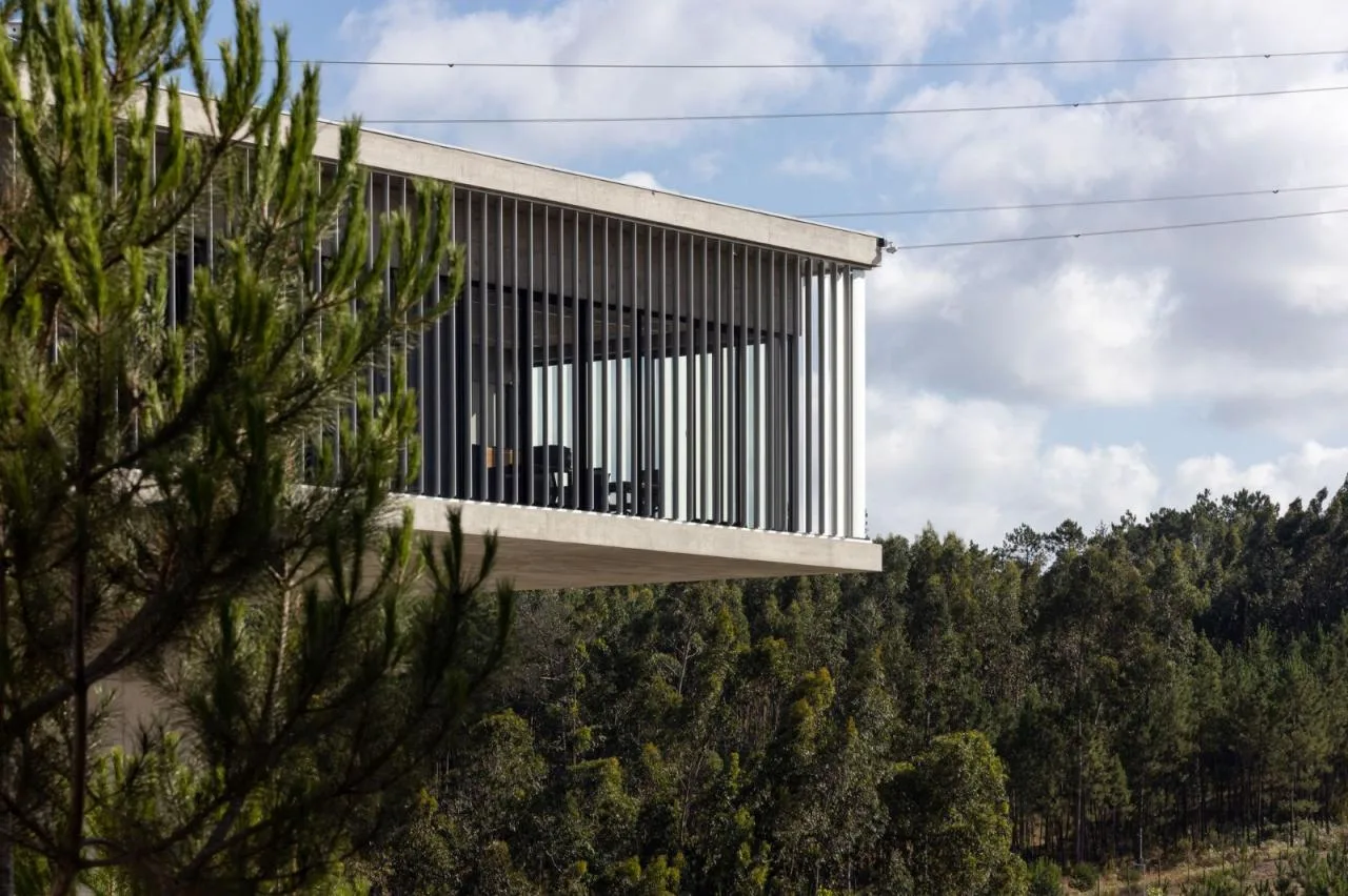 BIM Architecture | AOC Business Center/mube arquitectura