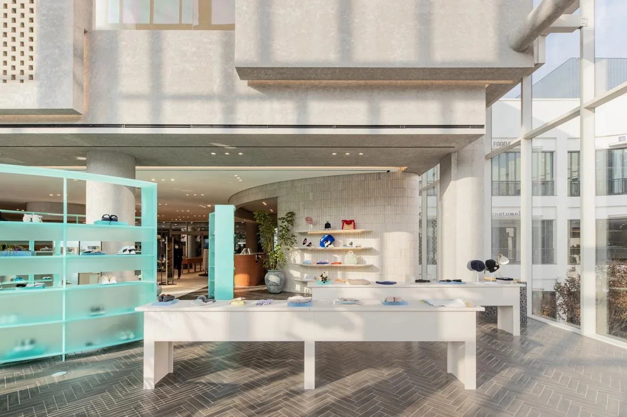 BIM Architecture | Discount Store No.1 Hall/BetwinSpace Design that can "hide"